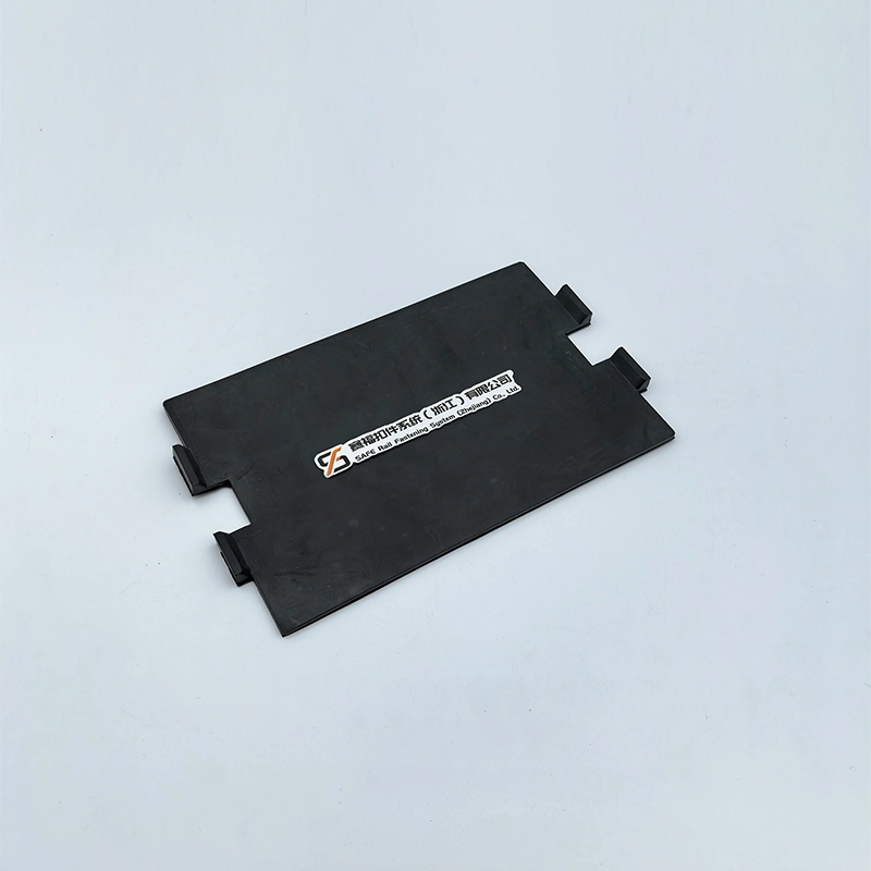 Thick rubber pads for railway tracks