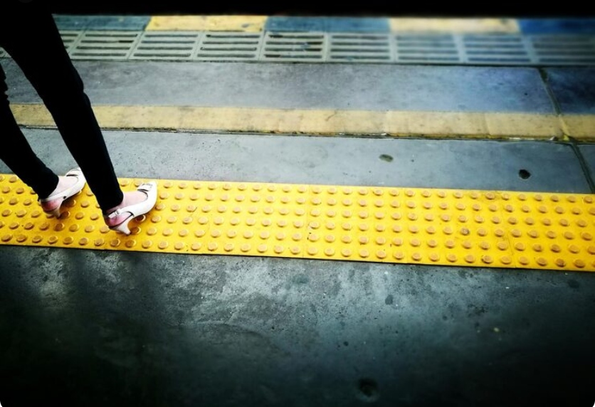 Anti-slip surface design