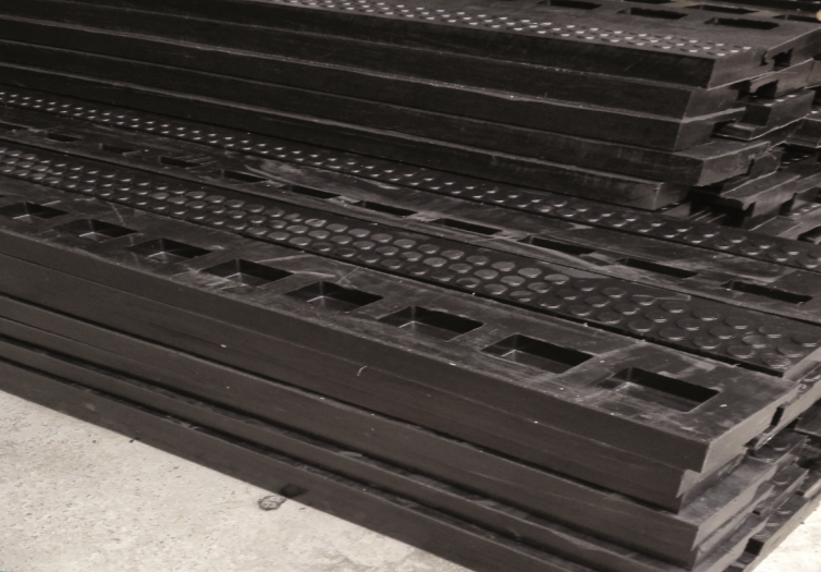 Railway Rubber Insertion Strip 4