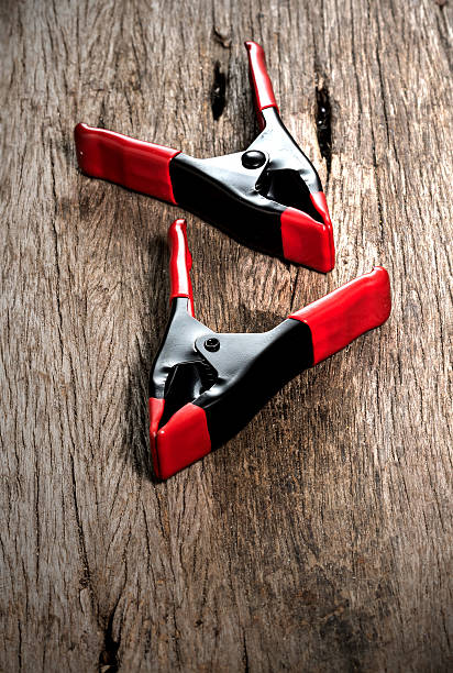pliers