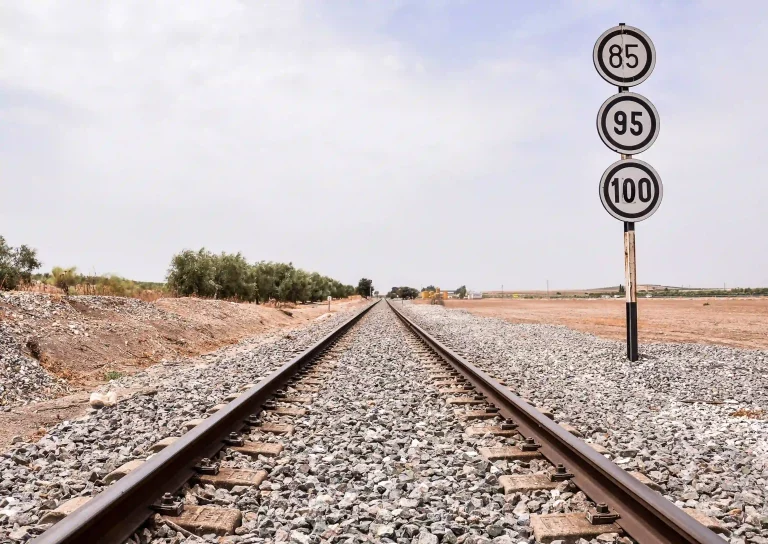 train-track