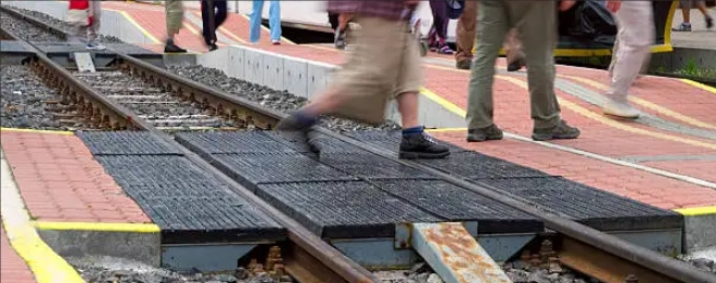 1-Rubber walking boards